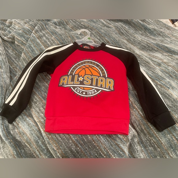 Boys Size 4 - Sweatsuit 3 piece set. Long Sleeve Sweatshirt, Sweatpants, & Vest. - Picture 13 of 14